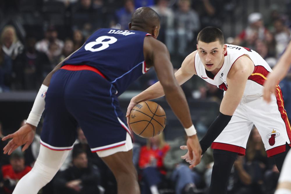 首先是其精 首先是其精